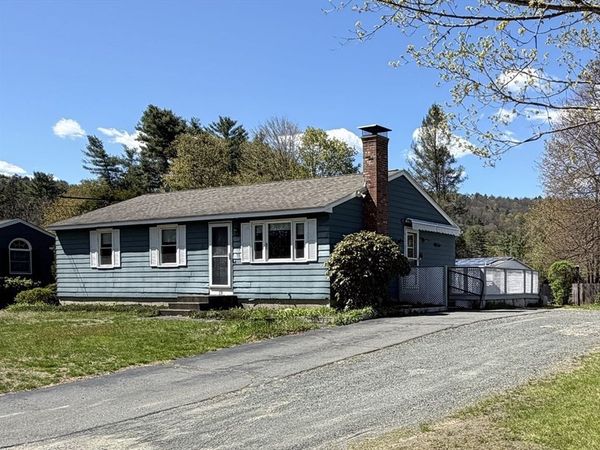 19 Arnold Ln, Greenfield, MA 01301