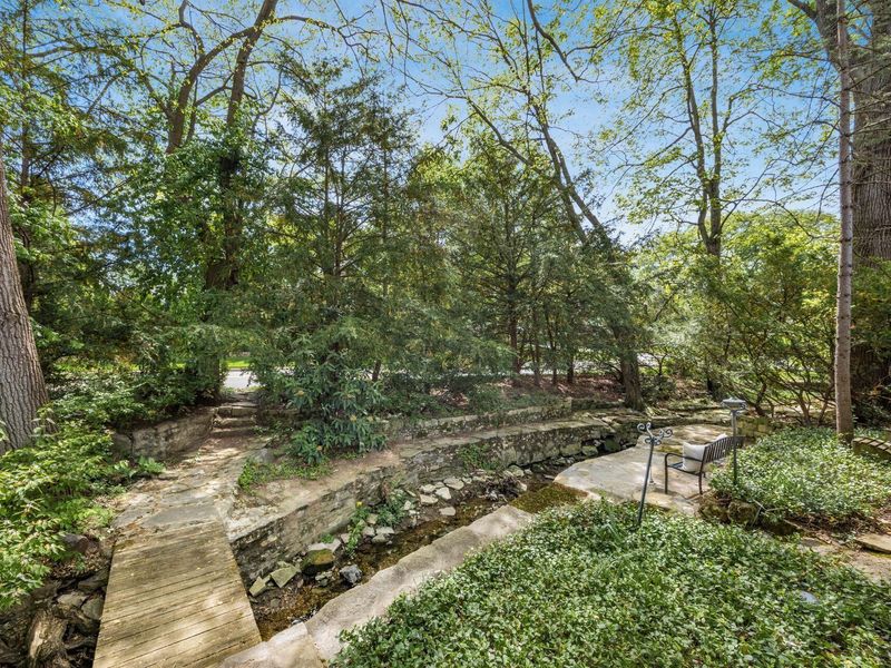 2324 Abington Road, Upper Arlington, OH 43221 Photo 2