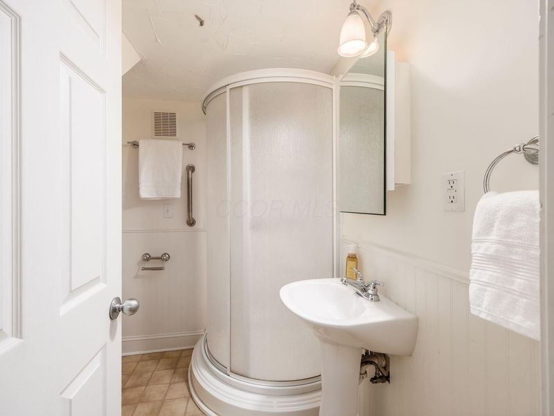2324 Abington Road, Upper Arlington, OH 43221 Photo 39
