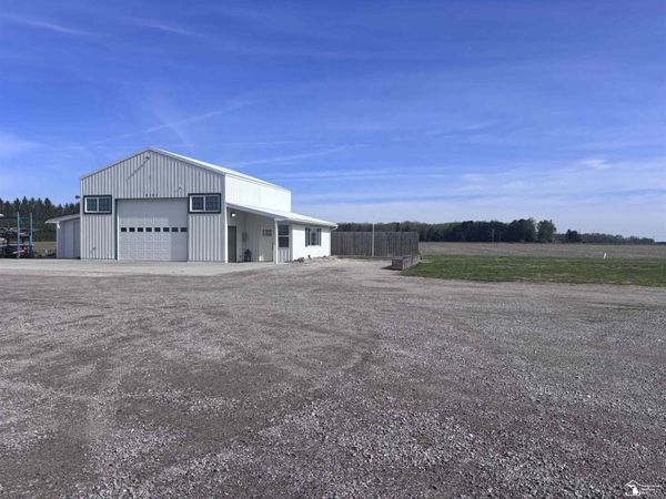 8302 E US 223 Highway, Palmyra, MI 49228