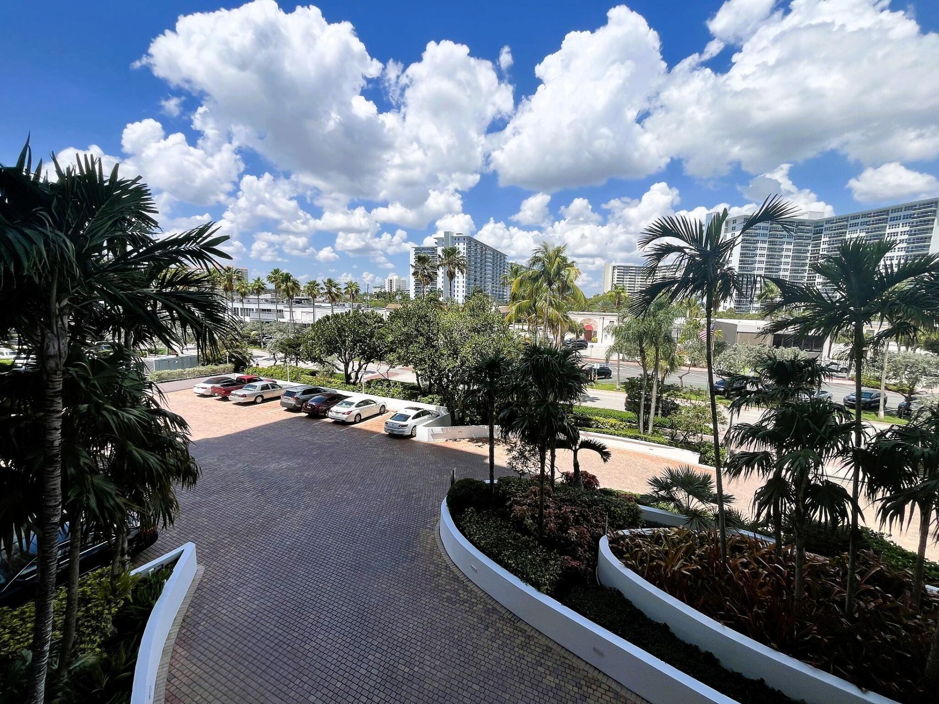 3500 Galt Ocean Drive, Unit 208, Fort Lauderdale, FL 33308 Photo