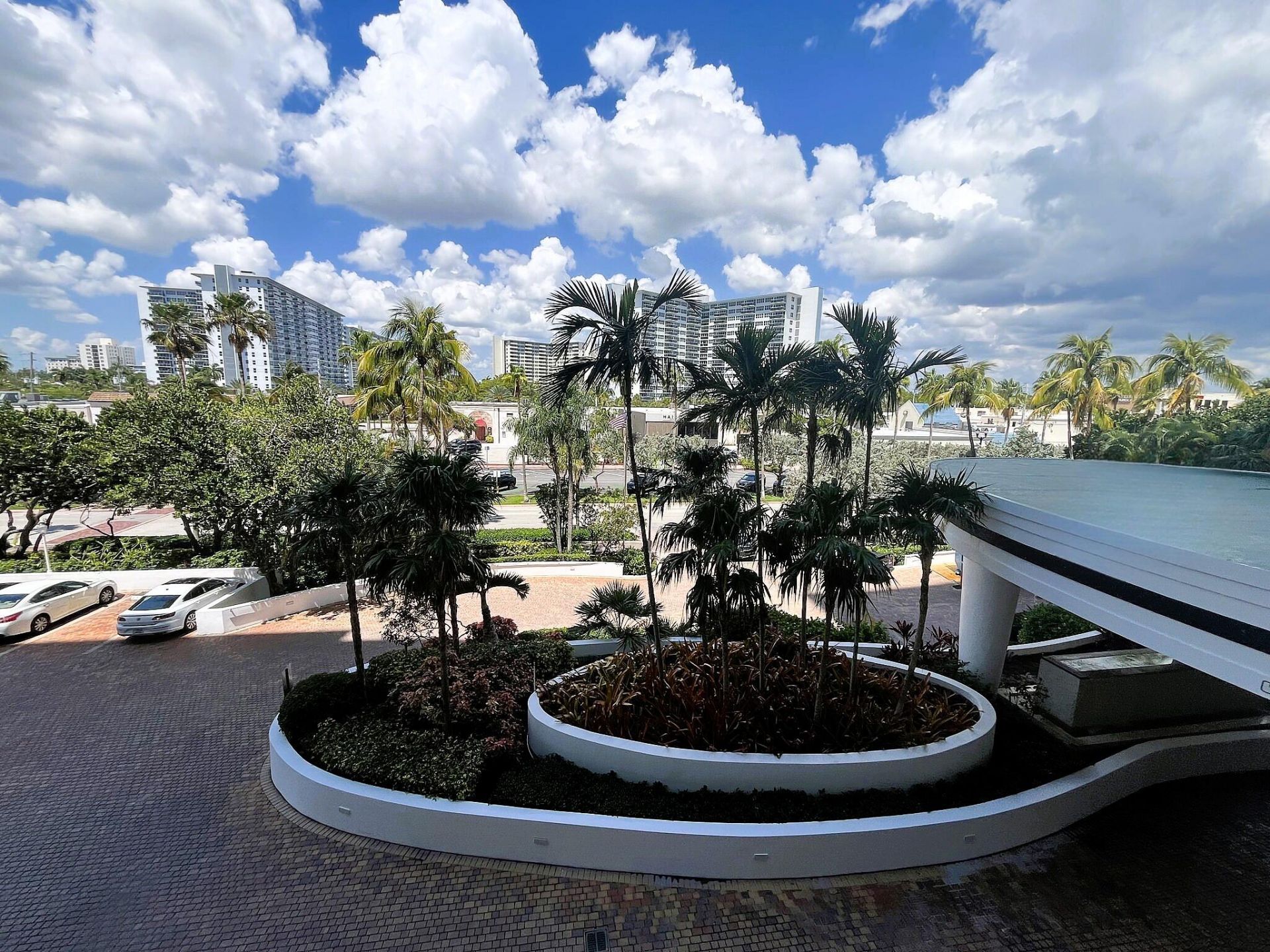 3500 Galt Ocean Drive, Unit 208, Fort Lauderdale, FL 33308 Photo
