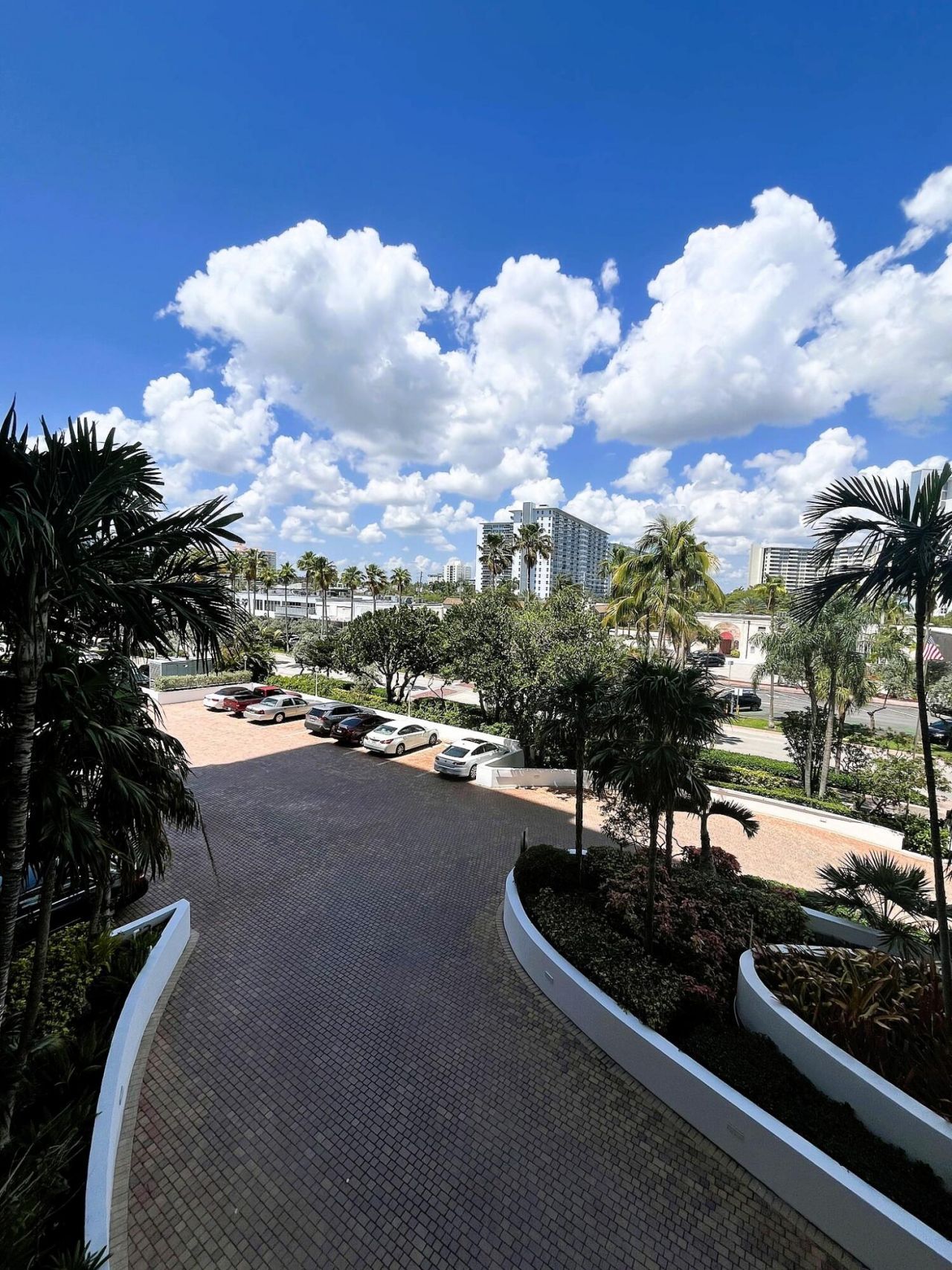 3500 Galt Ocean Drive, Unit 208, Fort Lauderdale, FL 33308 Photo