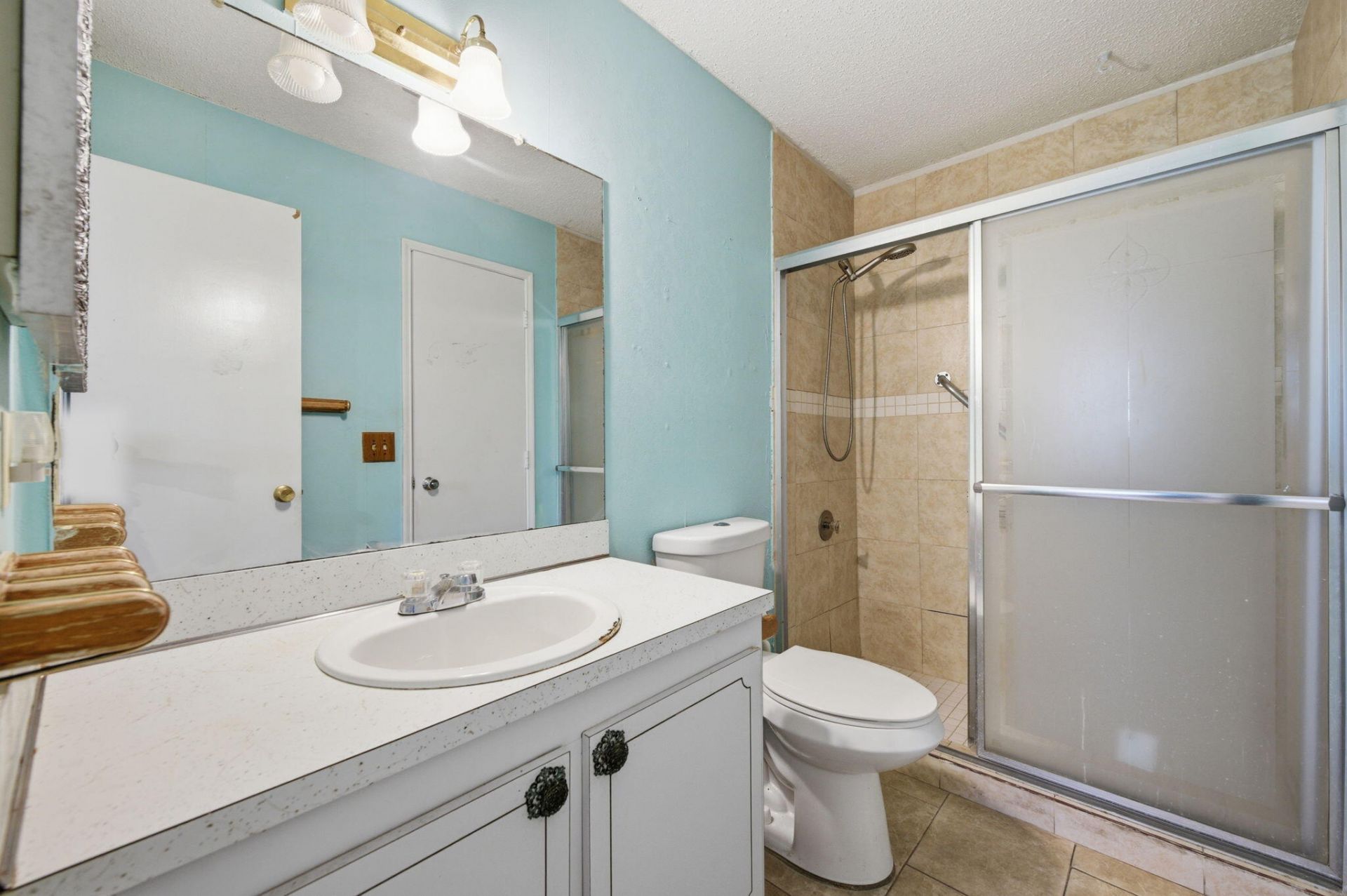 1043 NW 85th Avenue, Unit B-4, Plantation, FL 33322 Photo