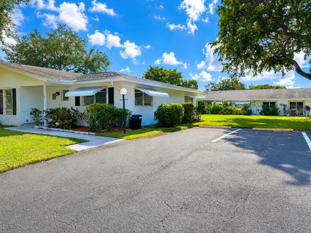 1043 NW 85th Avenue, Unit B-4, Plantation, FL 33322 Photo