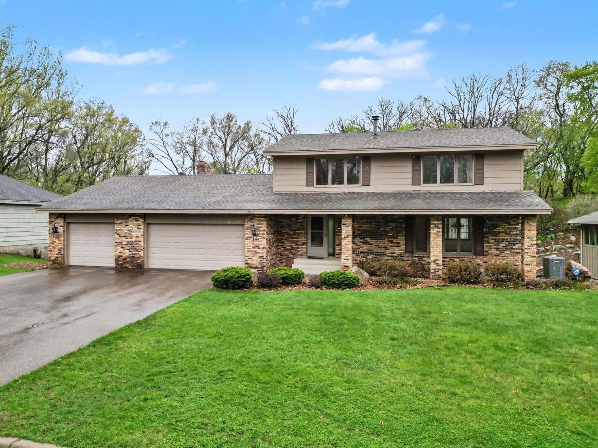 203 Belmont Court, Apple Valley, MN 55124 Main Photo