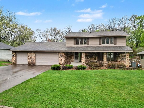 203 Belmont Court, Apple Valley, MN 55124