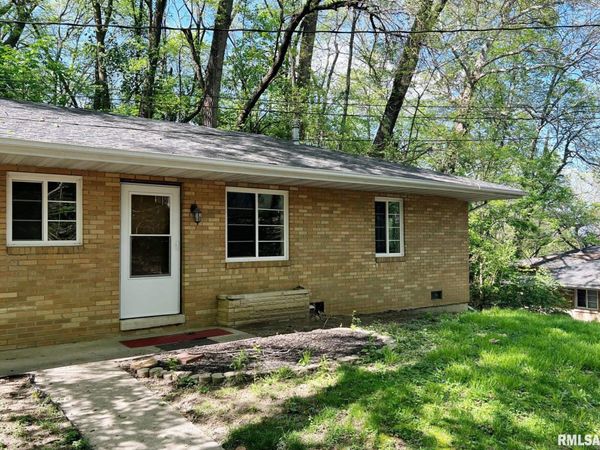 112 OAKDALE Avenue, East Peoria, IL 61611