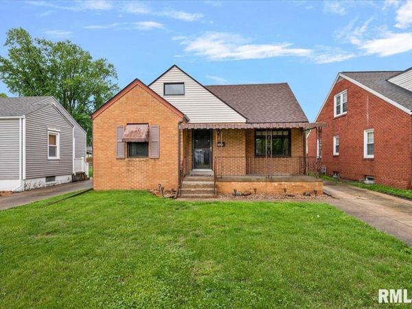 2020 Marland Street, Springfield, IL 62702