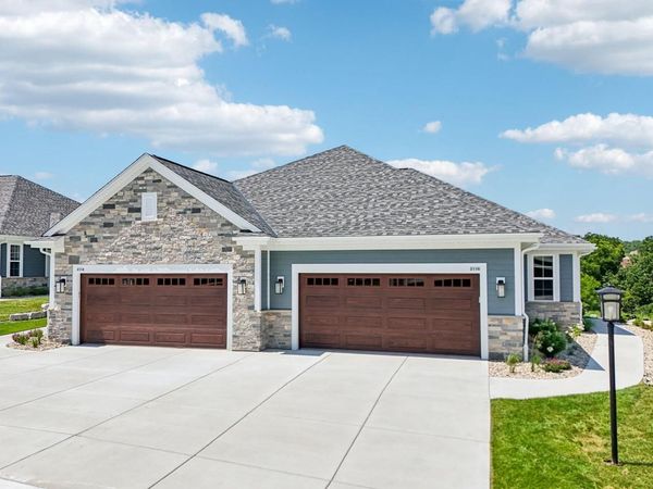 2116 Bluestem DRIVE, Unit 1402, Waukesha, WI 53188