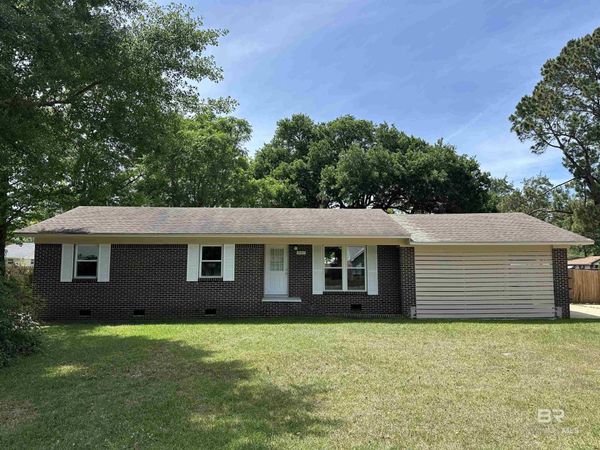 3093 N Alabama Street, Loxley, AL 36551