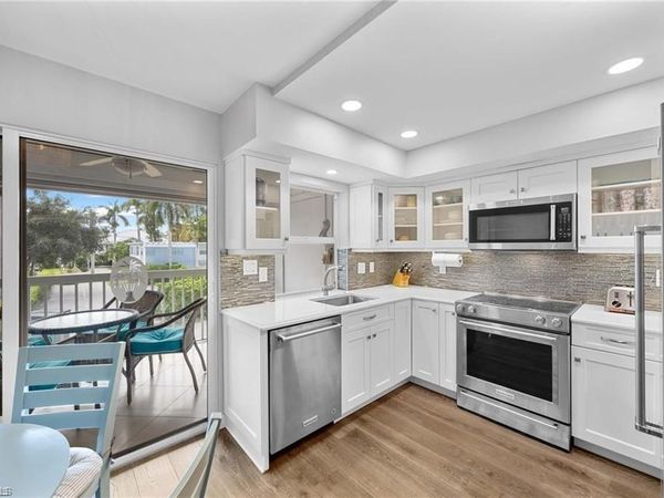 1222 Gordon DR, Unit 15, NAPLES, FL 34102