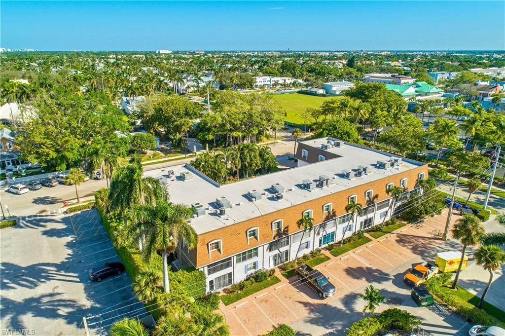 1222 Gordon Dr, Unit 15, Naples, FL 34102 Photo