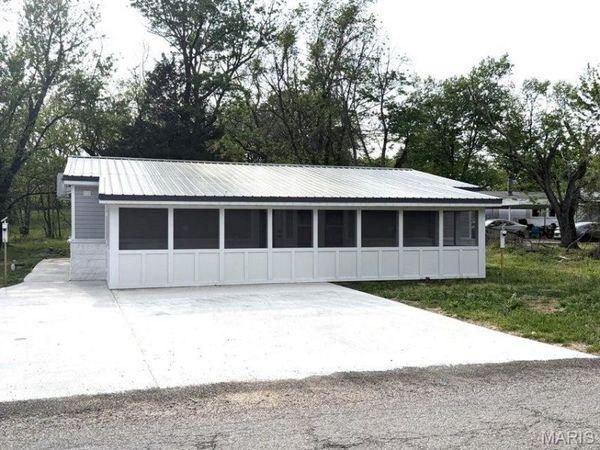 910 N Ash Street , Mountain View, MO 65548