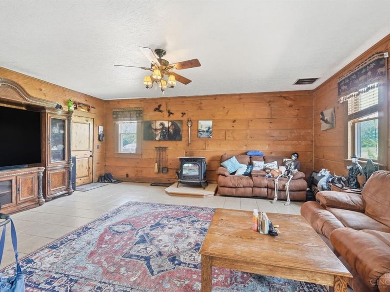 255 W Pekin Road, Clearcreek Twp., OH 45036 Photo 17