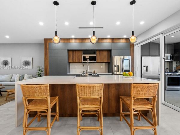 1828 Aspen Ln, Weston, FL 33327