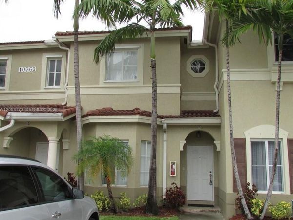 10763 NW 83rd Ter , Unit 5-26, Doral, FL 33178