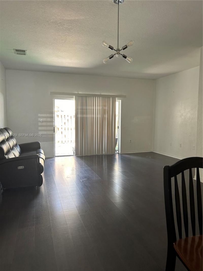 10763 NW 83rd Ter , Unit 5-26, Doral, FL 33178 Photo