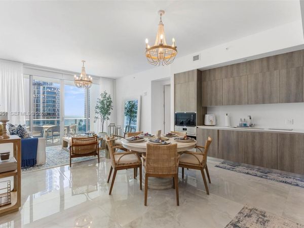 17550 Collins Ave , Unit 802, Sunny Isles Beach, FL 33160