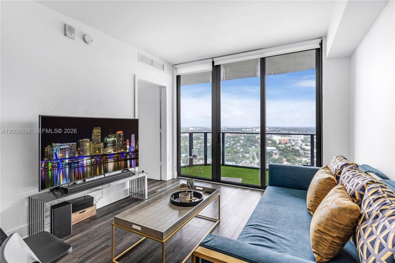 121 NE 34th St, Unit 2810, Miami, FL 33137 Photo