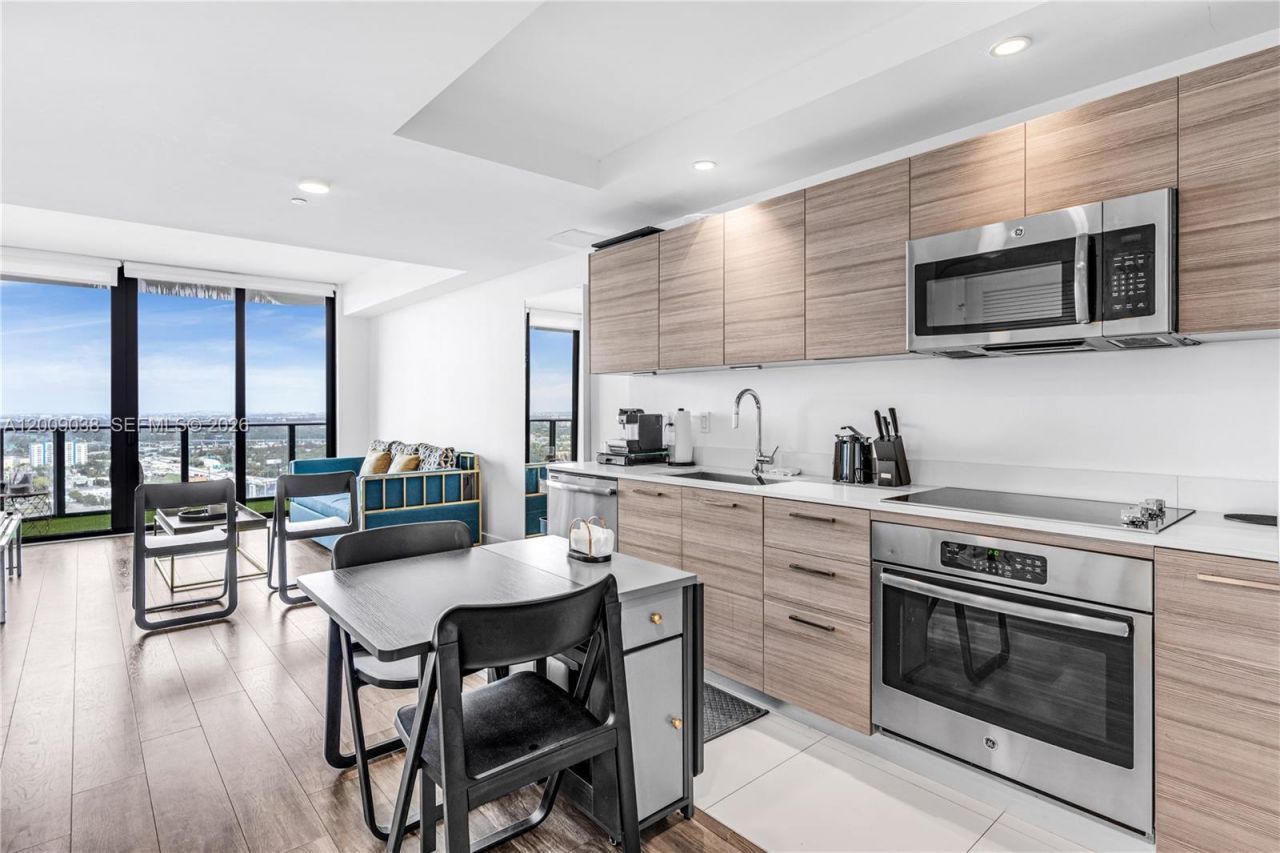 121 NE 34th St, Unit 2810, Miami, FL 33137 Photo