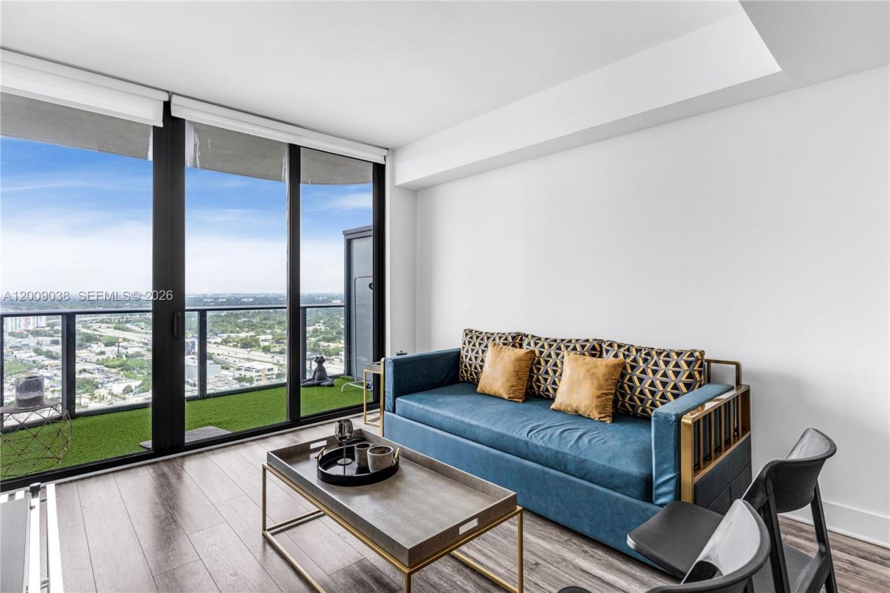 121 NE 34th St, Unit 2810, Miami, FL 33137 Photo