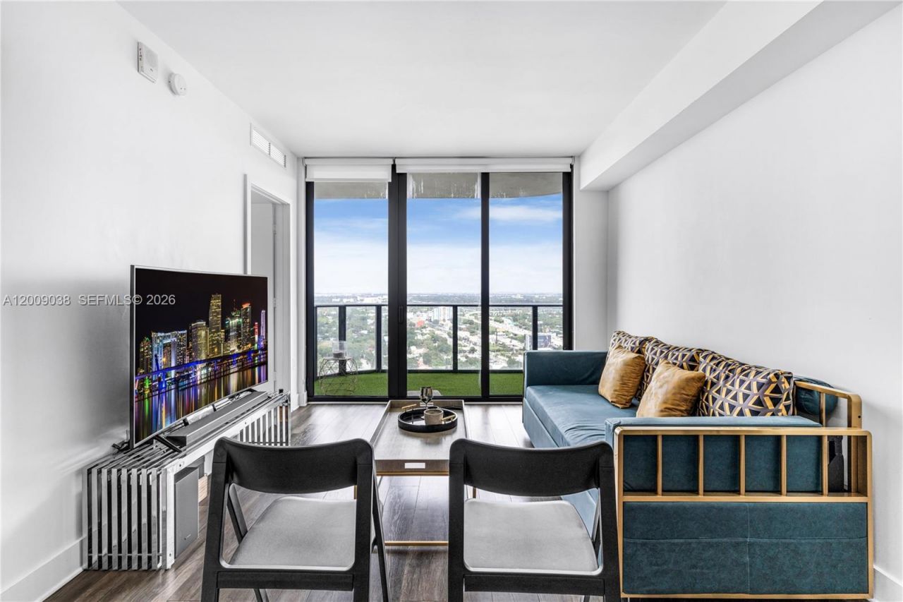 121 NE 34th St, Unit 2810, Miami, FL 33137 Photo