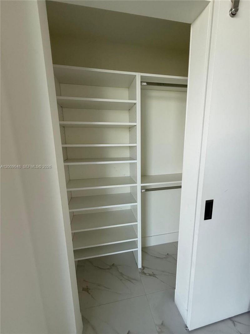 2000 Metropica Way , Unit 901, Sunrise, FL 33323 Photo