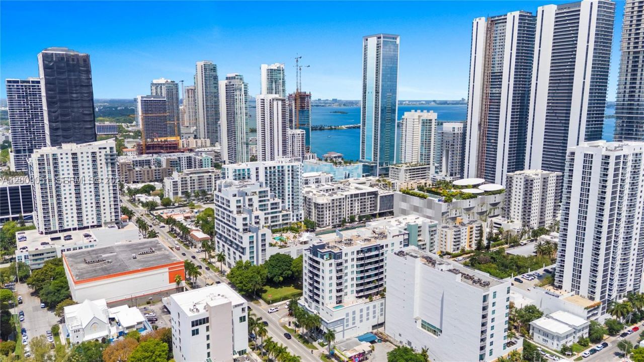 2275 Biscayne Blvd, Unit 802, Miami, FL 33137 Photo