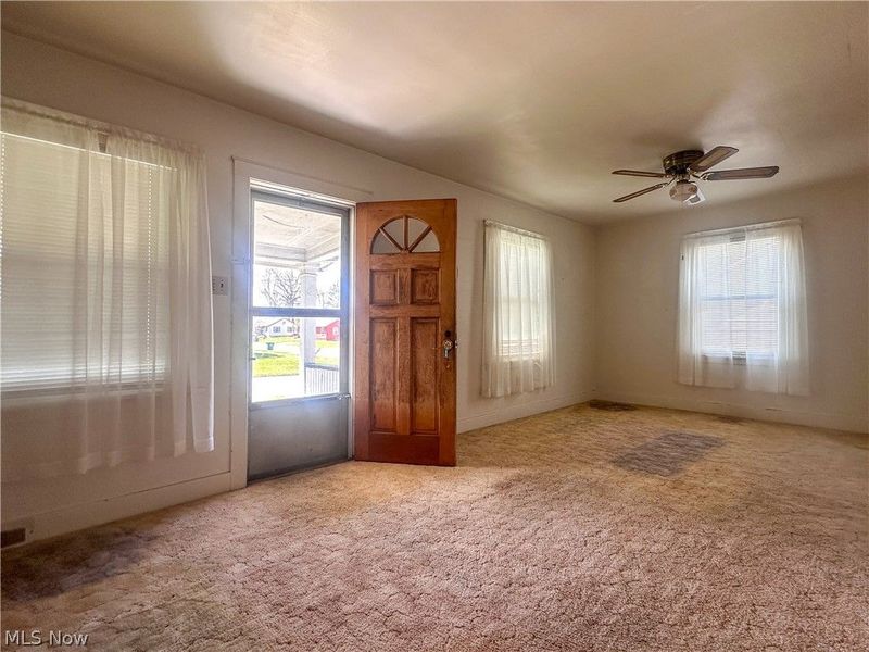 814 Griffin Street, Niles, OH 44446 Photo 2