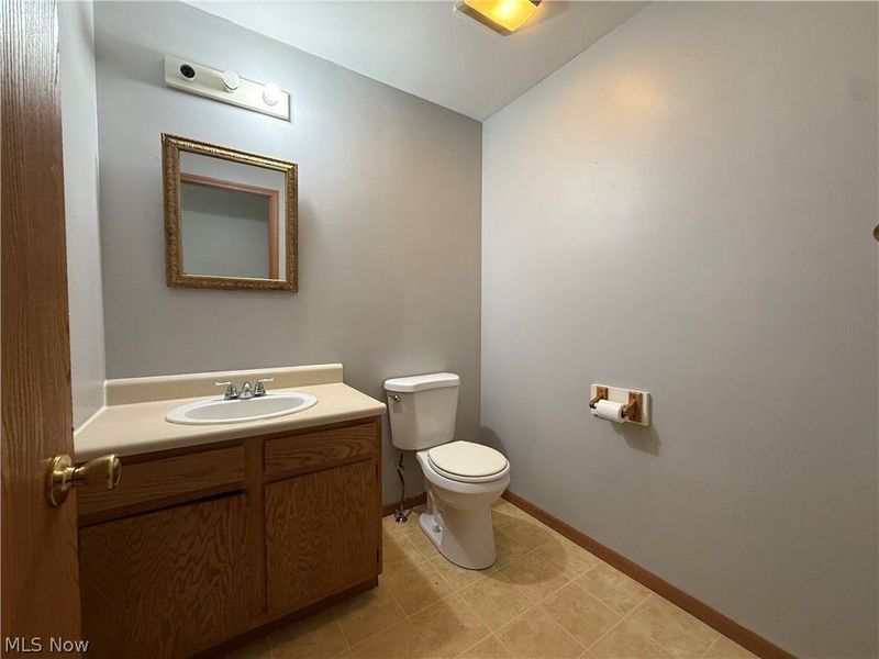 1305 Superior Avenue, Akron, OH 44307 Photo 8