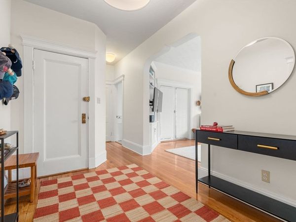 89 Mason Terr, Unit 3, Brookline, MA 02446