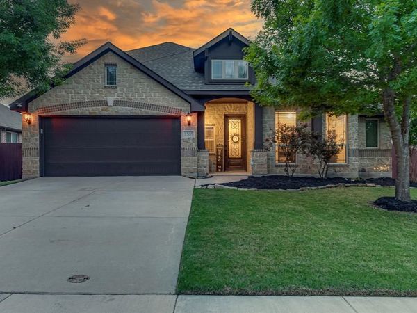 1505 Park Meadow Drive, Midlothian, TX 76065