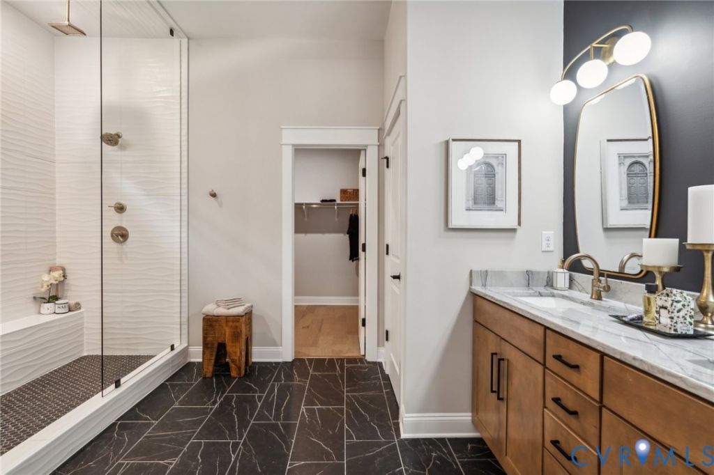3936 Robins Ridge Drive Moseley, VA 23120