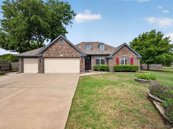 7820 N 161st East Court , Owasso, OK 74055