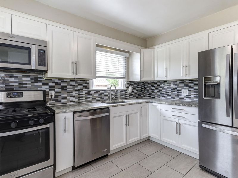 1592 St Anthony Circle, Fort Wright, KY 41011 Photo 6