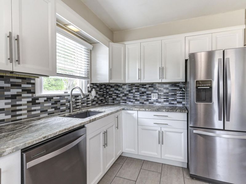 1592 St Anthony Circle, Fort Wright, KY 41011 Photo 7