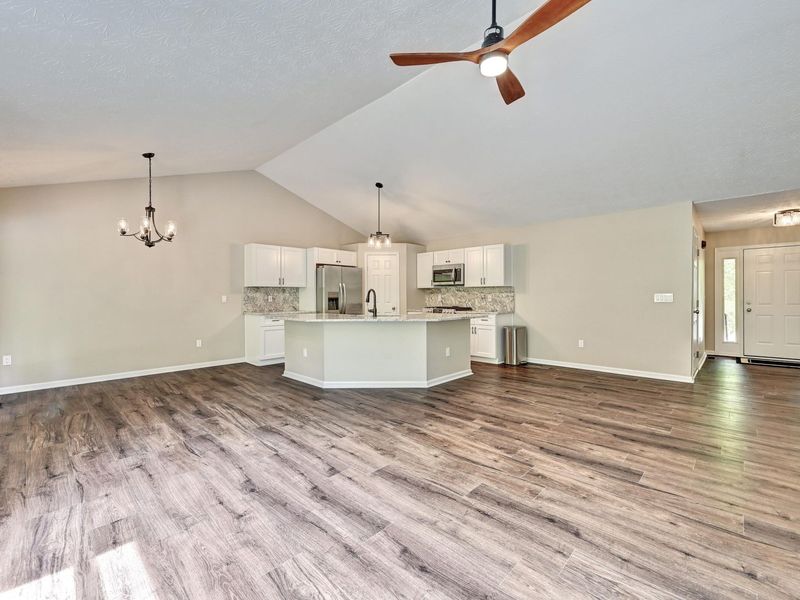 2094 Canyon Court, Hebron, KY 41048 Photo 4