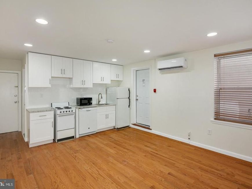1333 Pine Street, Unit 3R, Philadelphia, PA 19107 Main Photo
