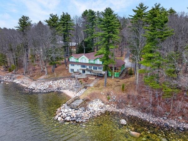 28 Whitetail Lane, Raymond, ME 04071