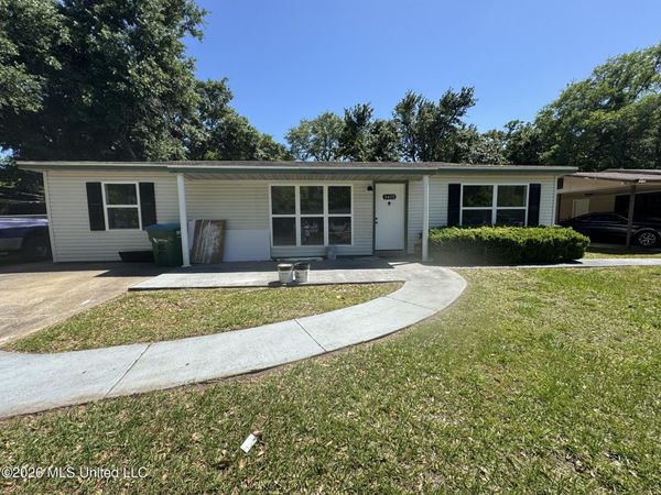 3402 Chicago Avenue, Pascagoula, MS 39581