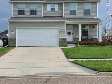 683 Goldfinch Lane, Milan, MI 48160