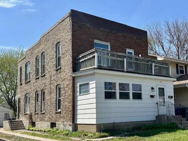 712 6th Street NE, Minneapolis, MN 55413