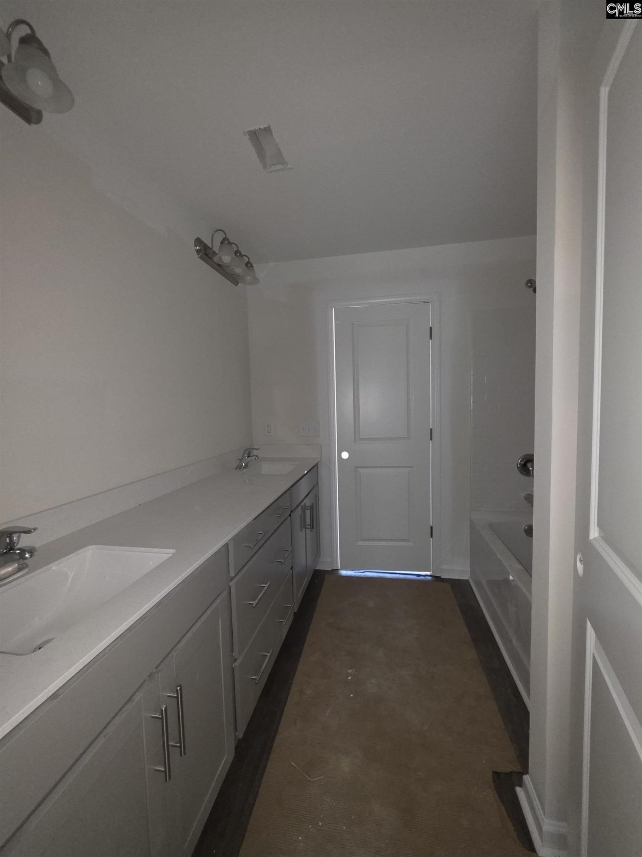 124 Creekside Cottage Court Photo 35