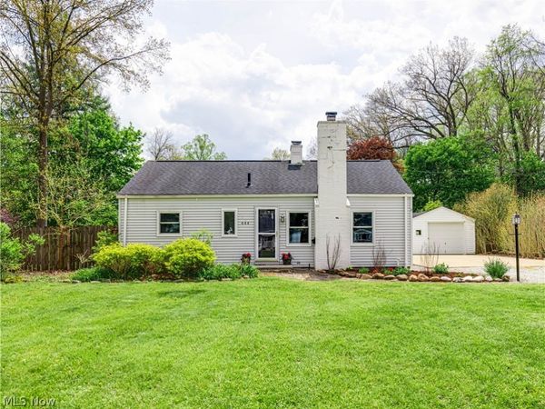 444 Letchworth Drive, Akron, OH 44303