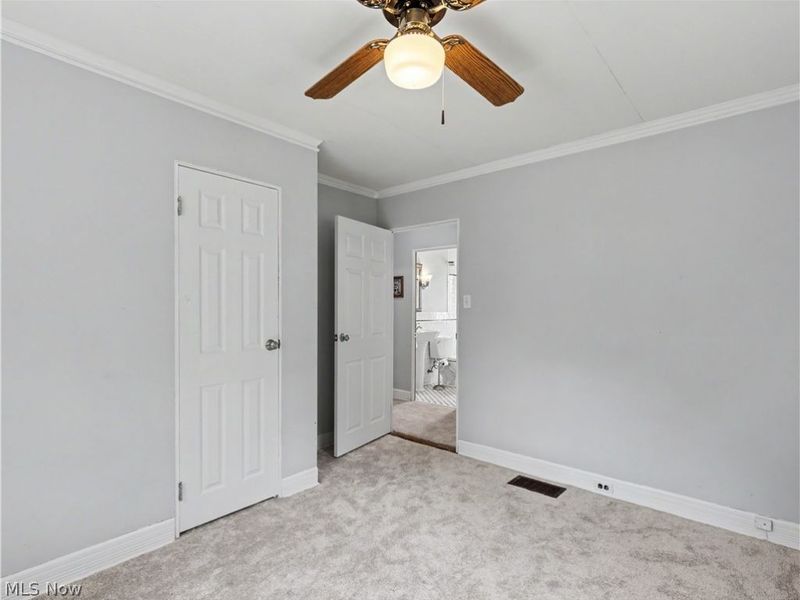 444 Letchworth Drive, Akron, OH 44303 Photo 18