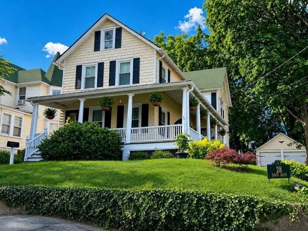 28 Tooker Avenue , Unit 2, Oyster Bay, NY 11771