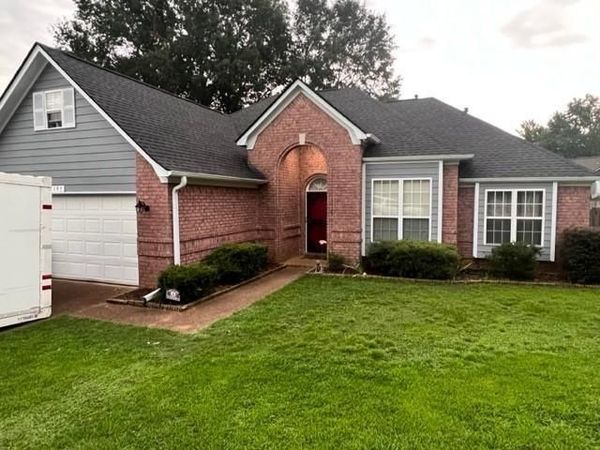 195 CROSS POINT DR, Collierville, TN 38017
