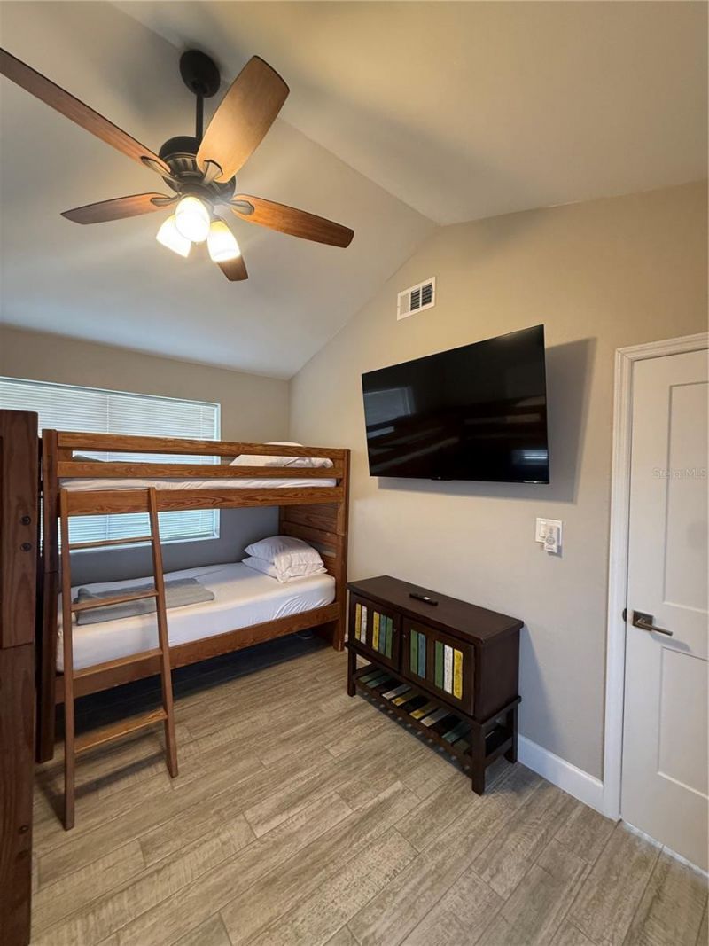 509 N Peninsula Avenue , New Smyrna Beach, FL 32169 Photo