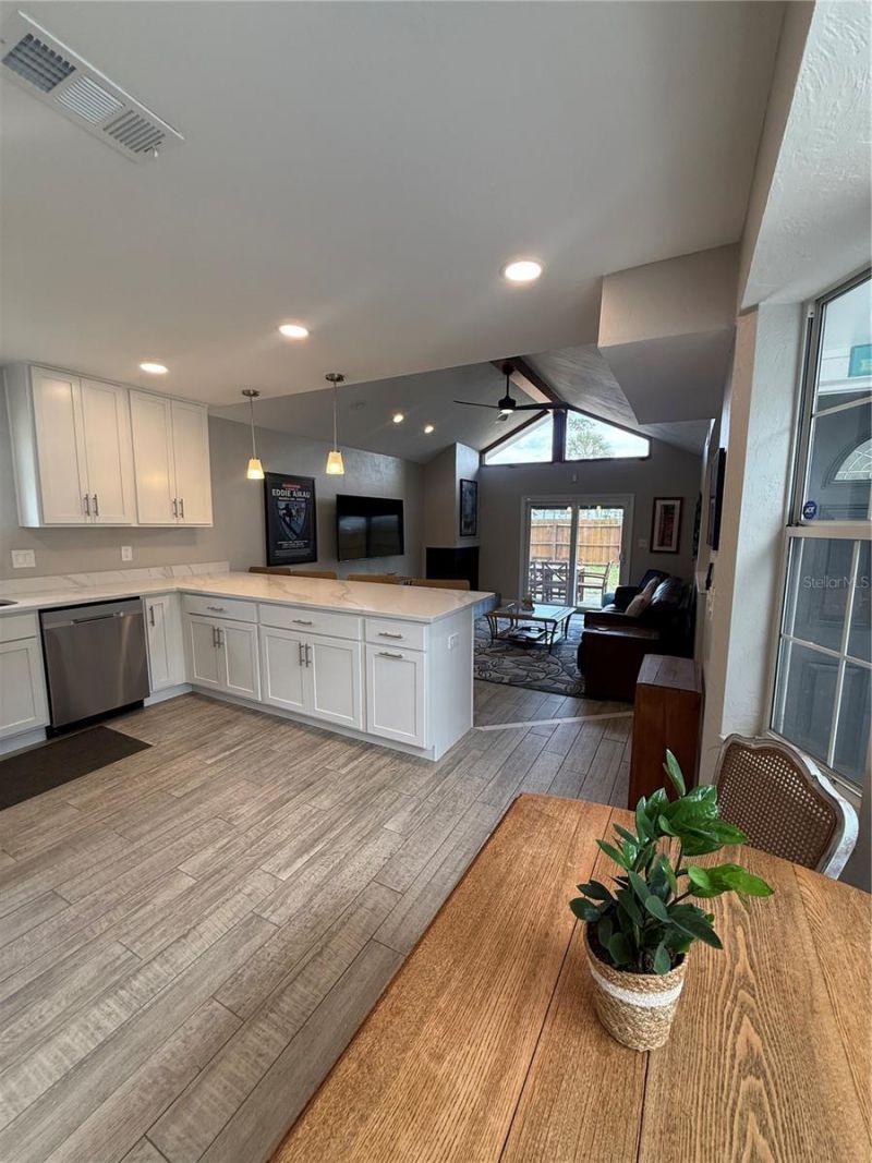 509 N Peninsula Avenue , New Smyrna Beach, FL 32169 Photo